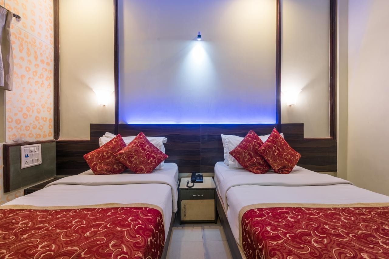 Hotel Panchratna Panvel Exterior foto